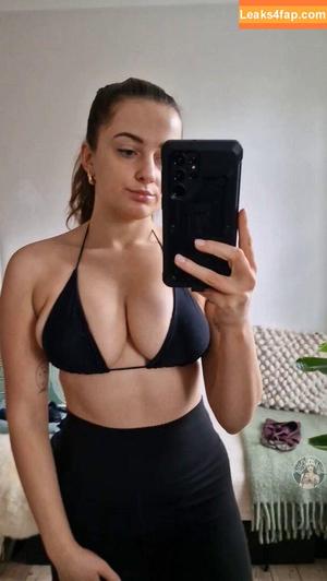 Hot Girl Meg фото #0009