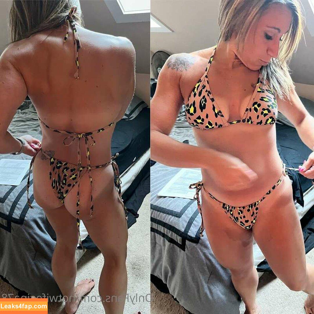 Hotwife Gina / gina__goodwife / hotwifegina78 leaked photo photo #0004