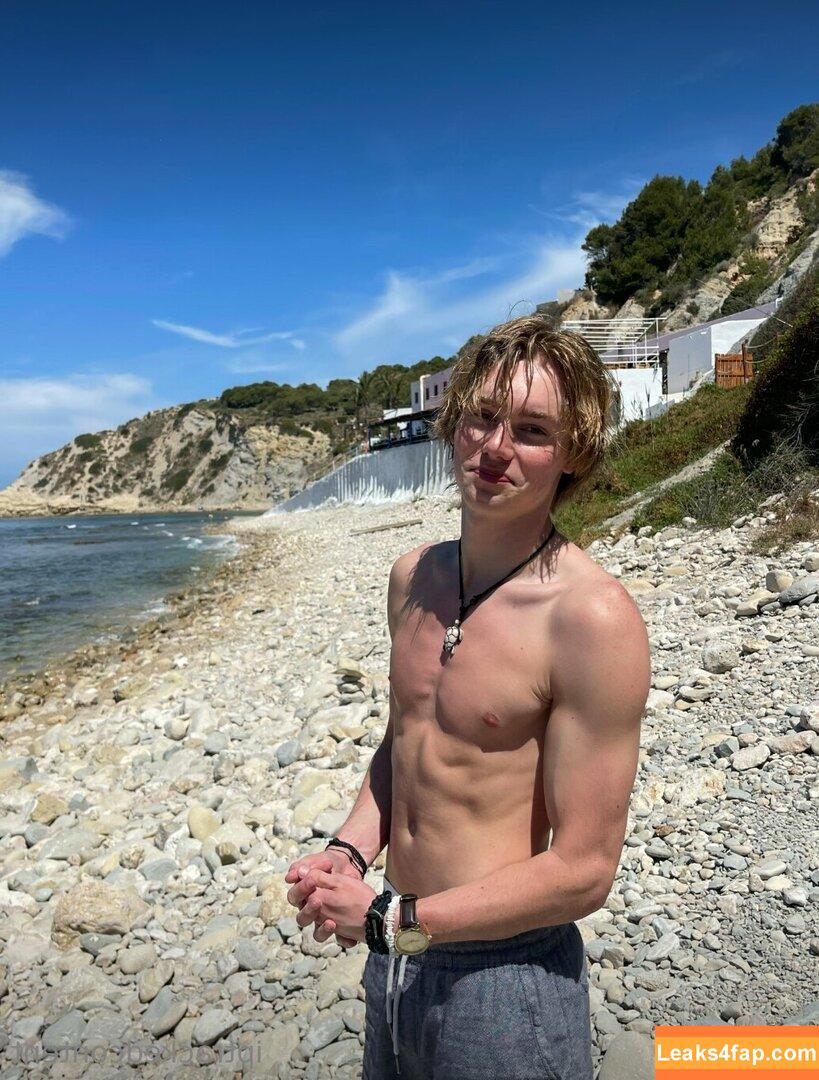 imadrienagreste /  leaked photo photo #0002