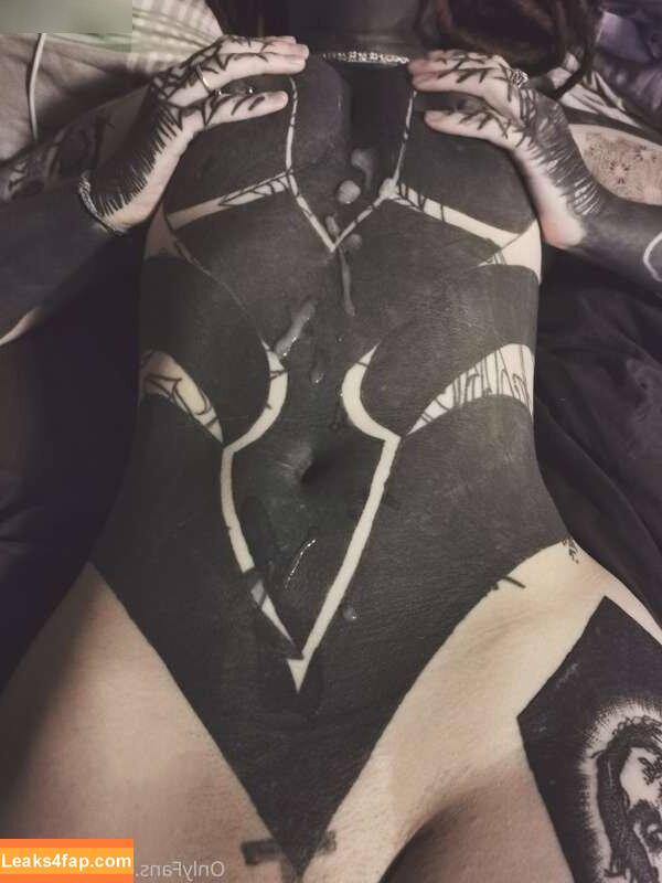 Imali3n / pure.aliengainz leaked photo photo #0005