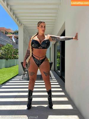 inkedbitchhh photo #0602