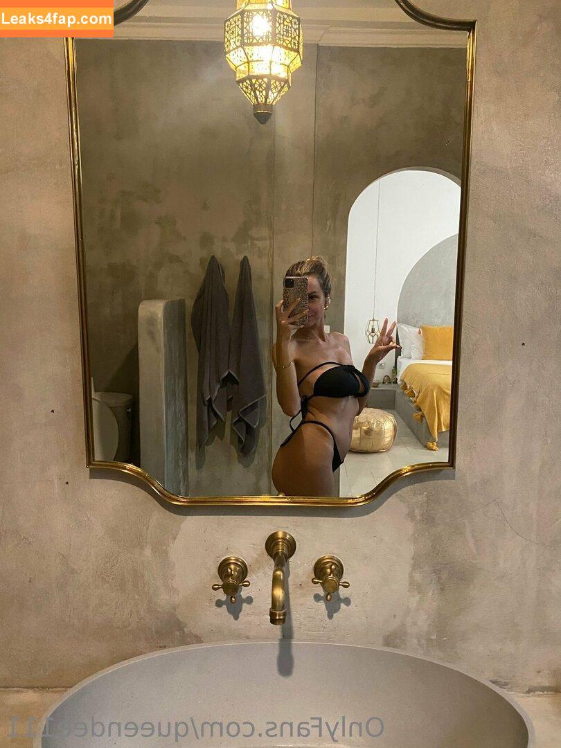 inspiredbydzeni / queendee111 leaked photo photo #0062