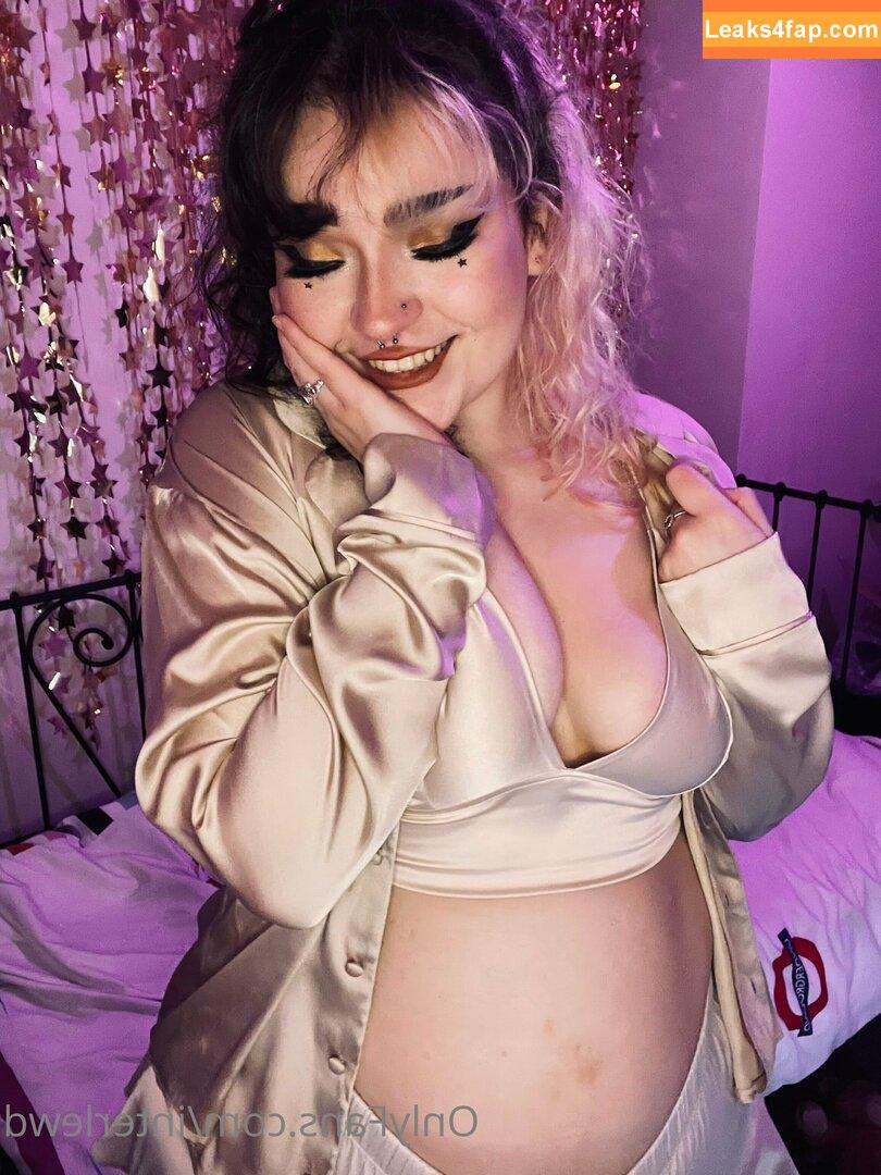 interlewd /  leaked photo photo #0006