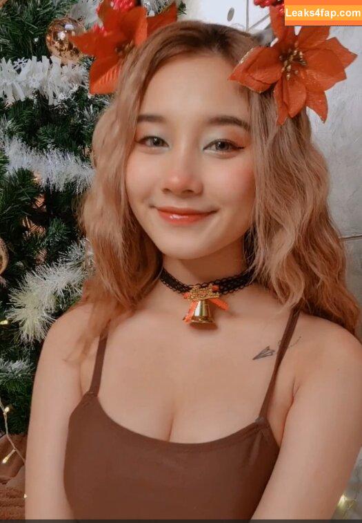 irisadamsone /  leaked photo photo #0013