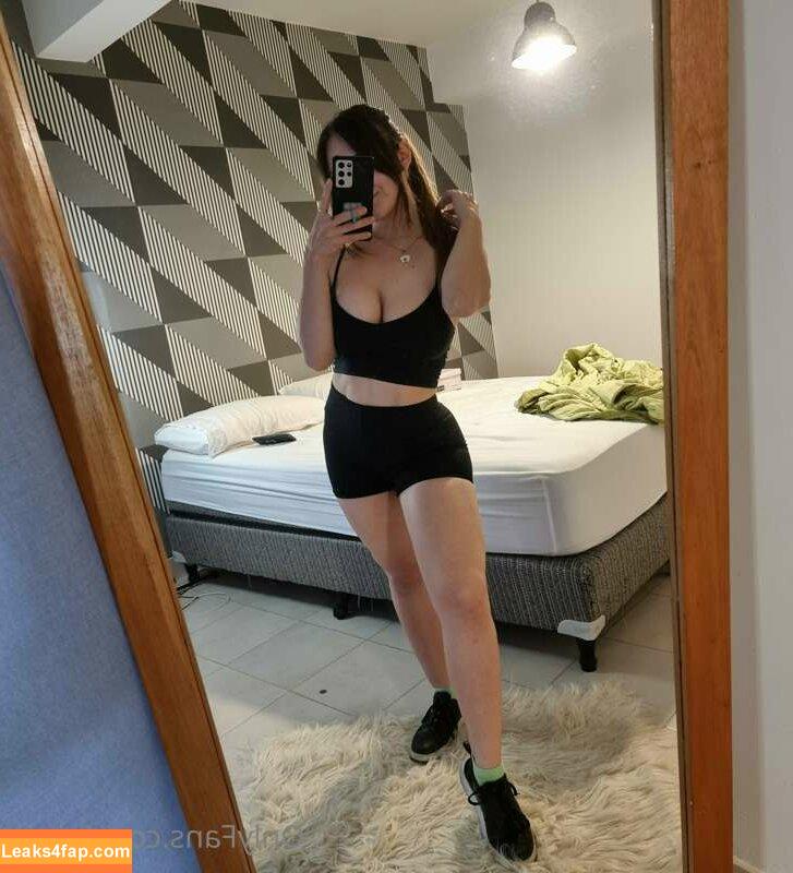 irisgw / IrisgoneW / irisgonewild leaked photo photo #0300