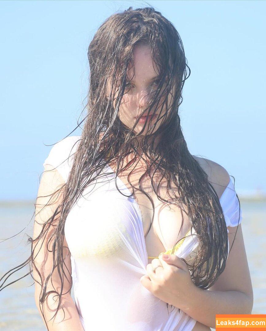 Isabel Ardley / isabella.110022 / izardley leaked photo photo #0041