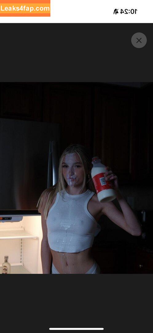 Isabella Malloggi / isaabella.mmarie leaked photo photo #0095