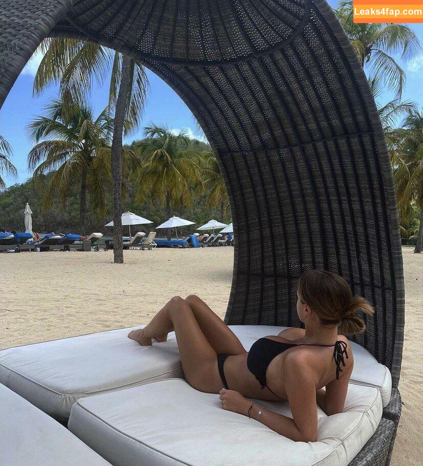 Isabelle / https: / izzy.s.model leaked photo photo #0061