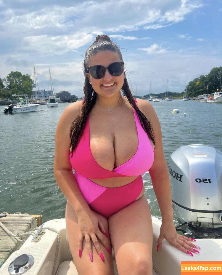 __its__alexa / Alexa Bezjian / _alexab123 / alexabez / laurenalexis_x leaked photo photo #0004