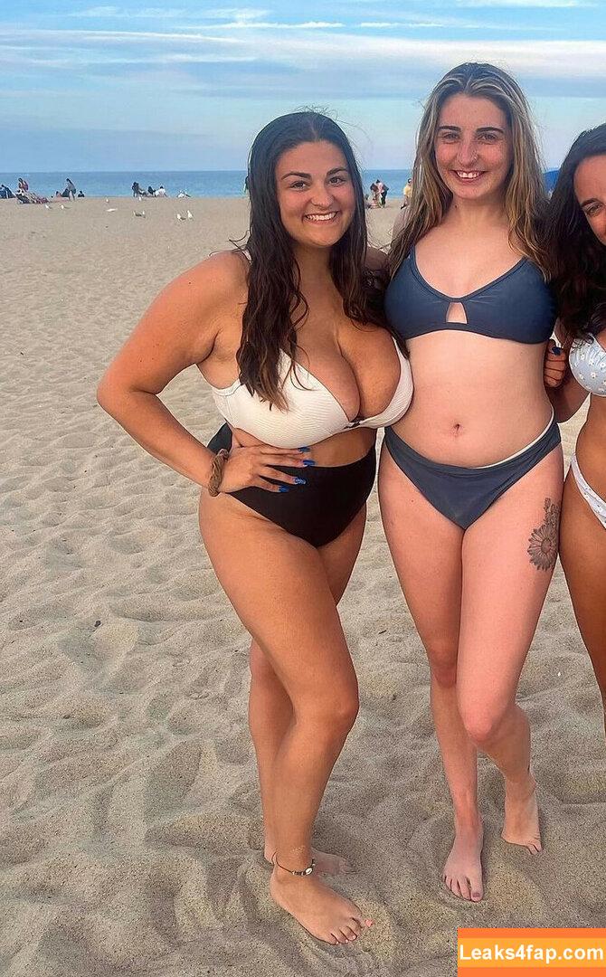 __its__alexa / Alexa Bezjian / _alexab123 / alexabez / laurenalexis_x leaked photo photo #0026