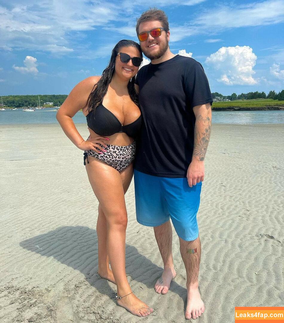 __its__alexa / Alexa Bezjian / _alexab123 / alexabez / laurenalexis_x leaked photo photo #0027