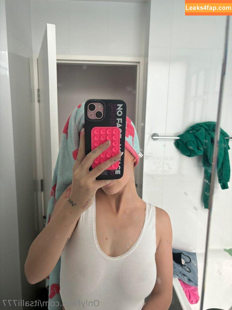 itsalli777 / himynameisalliyah leaked photo photo #0018
