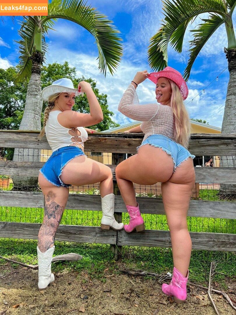 itshollybabyy12 / the_odditty leaked photo photo #0037