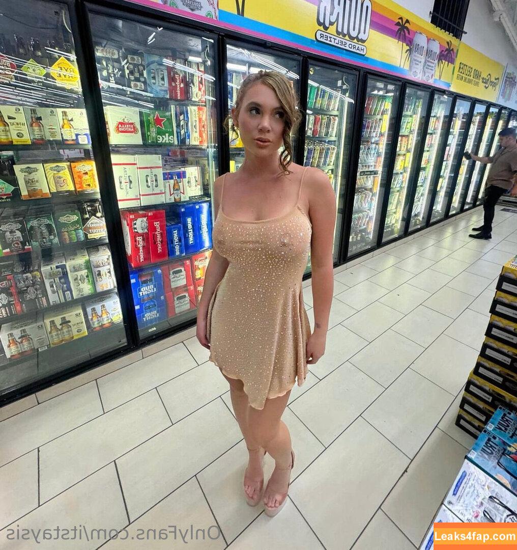 itstaysis /  leaked photo photo #0028