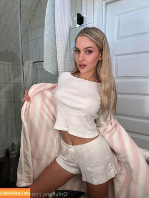ivywrenxo photo #0036