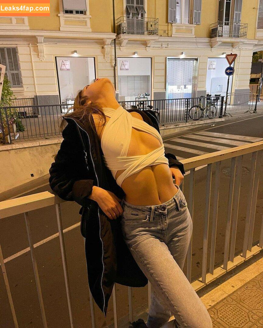 izemmaniaa leaked photo photo #0066