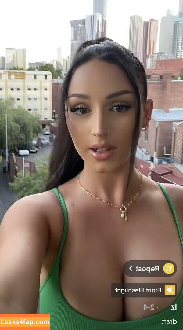 Izmccormack / Isabbbl / izzygracexx leaked photo photo #0001