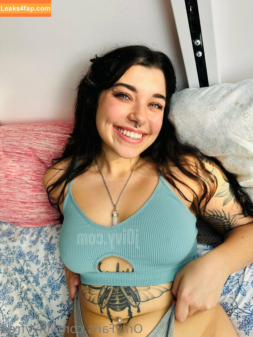 j0ivyfree / j0ivyy leaked photo photo #0001
