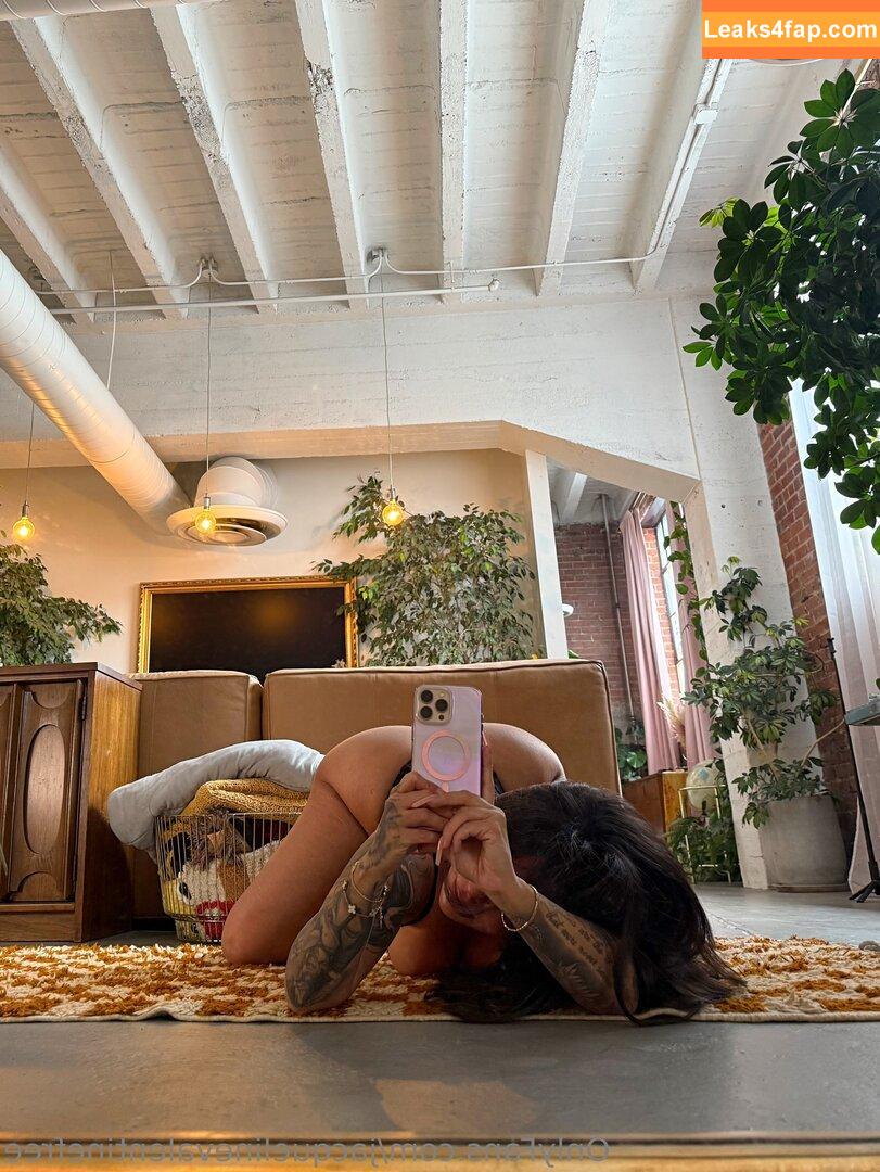 jacquelinevalentinefree / jacqvalentine leaked photo photo #0018