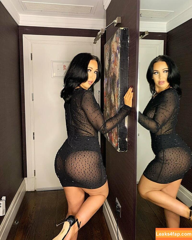 Janelle / janellebrown117 / jenellelevans leaked photo photo #0019