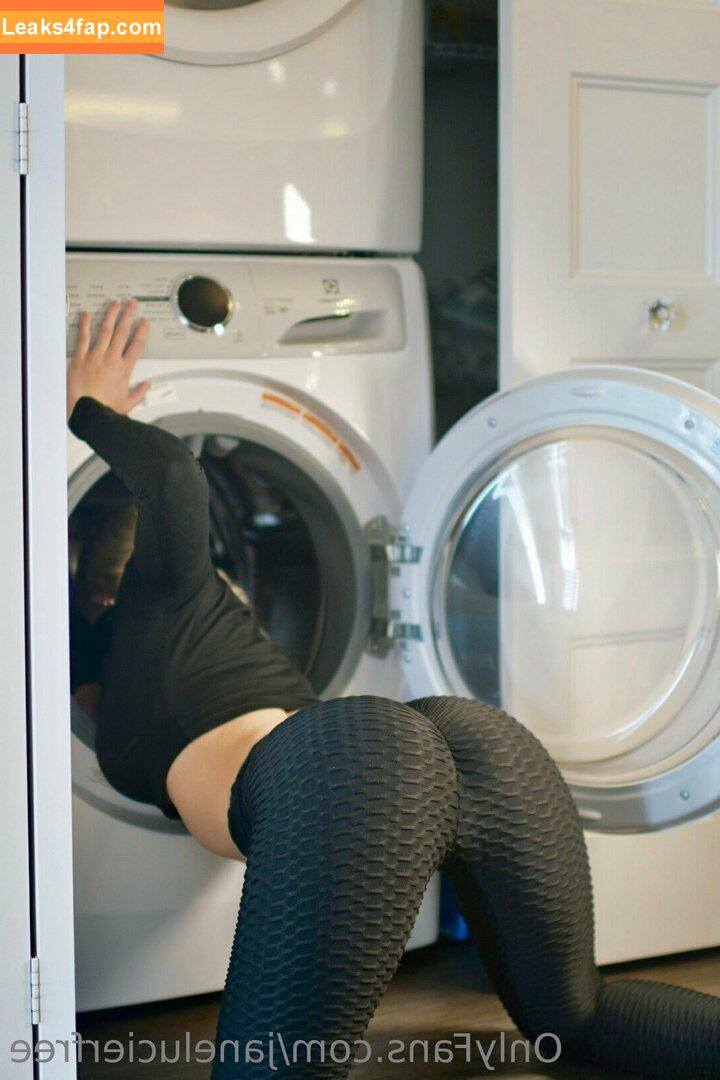 janelucierfree / jane_lucier leaked photo photo #0025