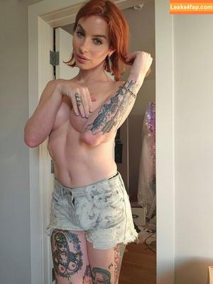janieblade photo #0033