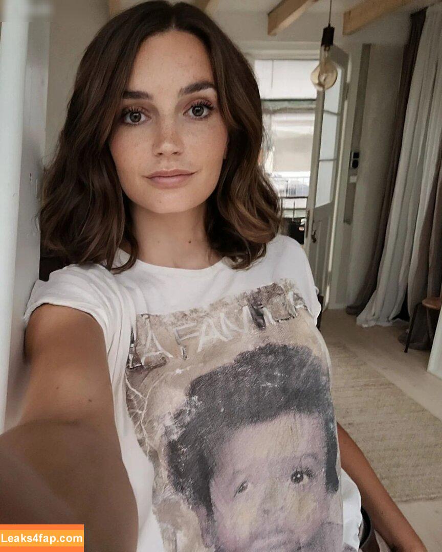 Janina Schiedlofsky / janinaschiedlofsky leaked photo photo #0072