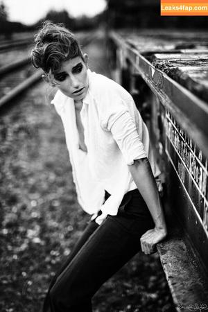 Janina Schiedlofsky photo #0020