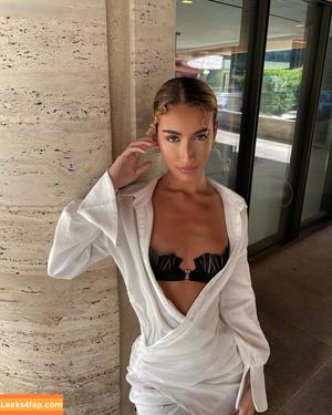 Jazmine Dyer photo #0025