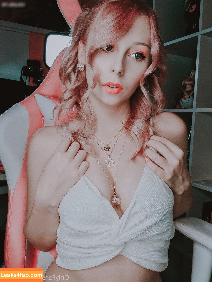 JenNyan / ijennyan / jen.nyan / xjennyan leaked photo photo #0434