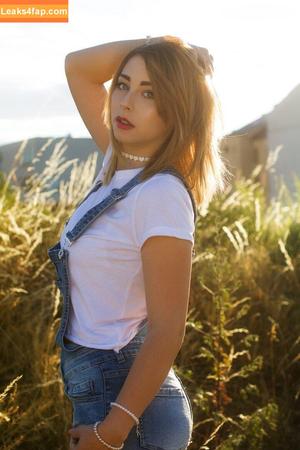 JenNyan photo #0103