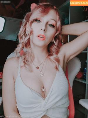 JenNyan photo #0416