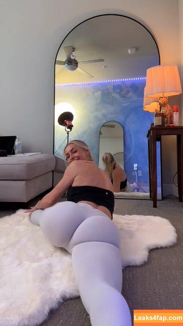 Jiggly_jessicaa / jjeesiicaa_ leaked photo photo #0048