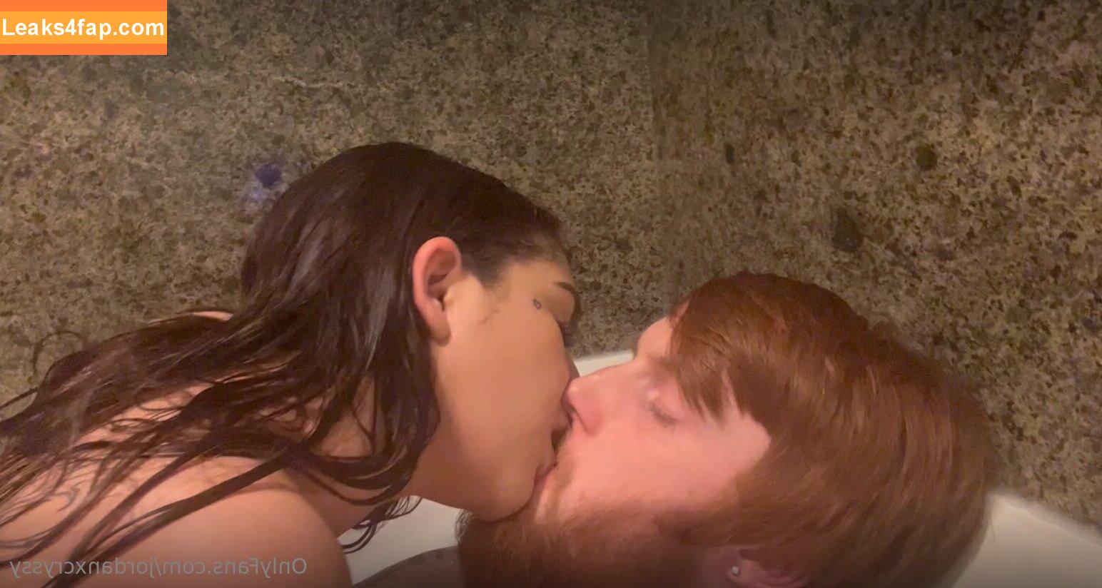 jordanxcryssy / cryssyxjordan leaked photo photo #0025