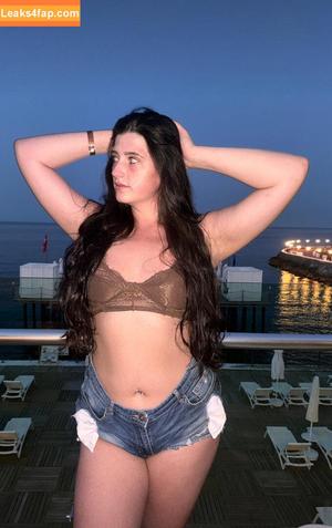 Juicyxlana photo #0007
