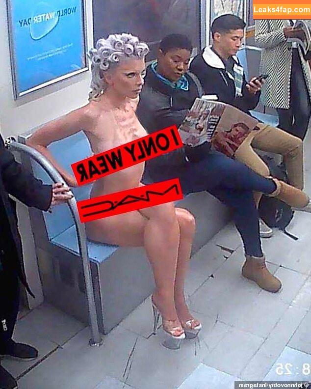 Juli Fox /  leaked photo photo #0032
