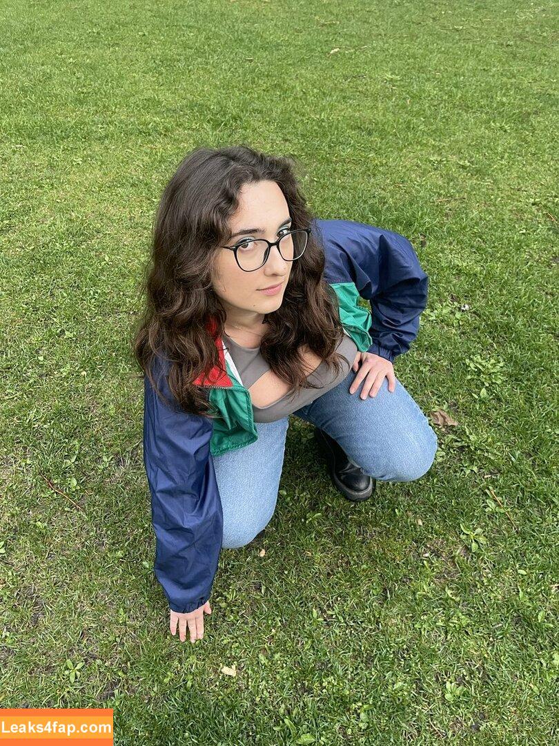 Julia Ain / qveenjulia / qveenjuliaa / therealjuliaann leaked photo photo #0019