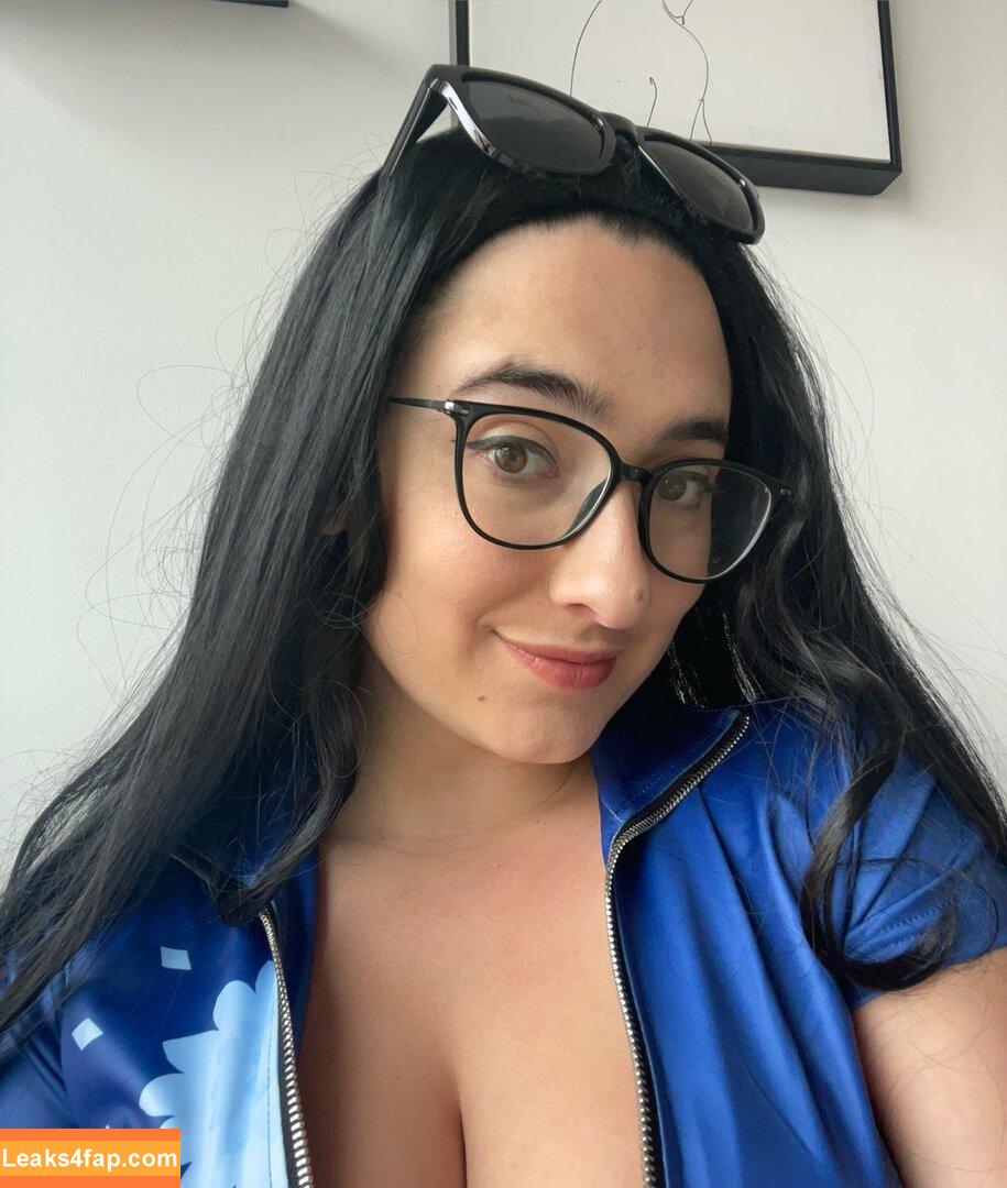 Julia Ain / qveenjulia / qveenjuliaa / therealjuliaann leaked photo photo #0024