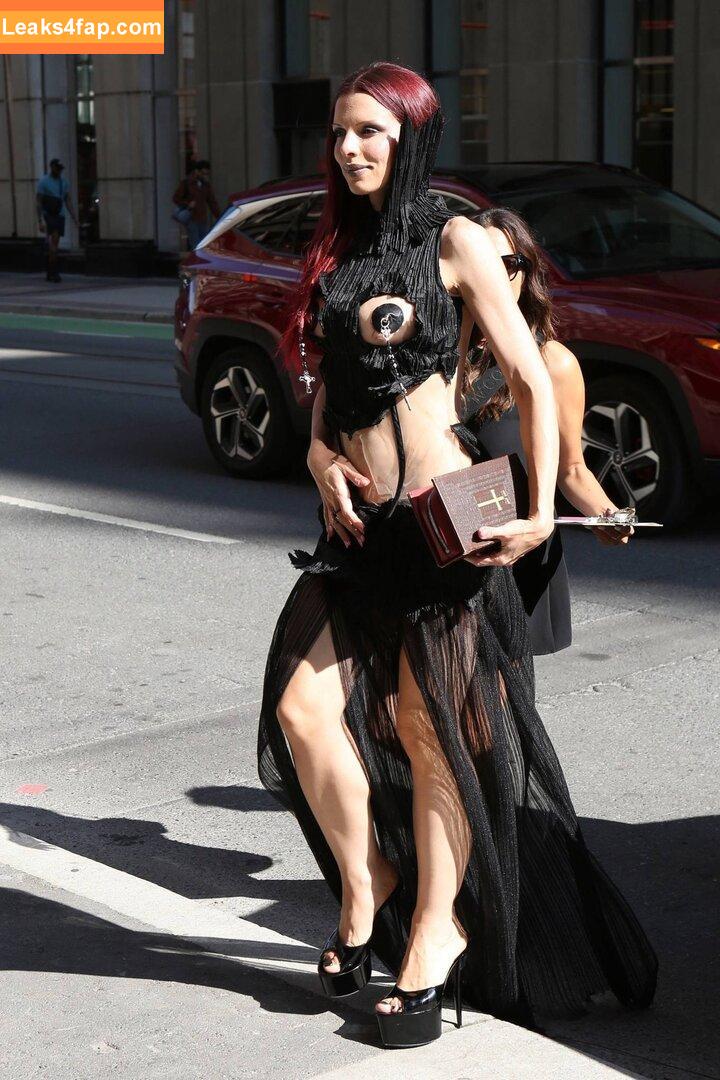 Julia Fox / juliaFox / juliafoxx leaked photo photo #0120
