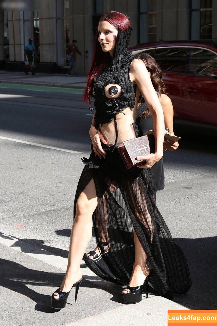 Julia Fox / juliaFox / juliafoxx leaked photo photo #0132
