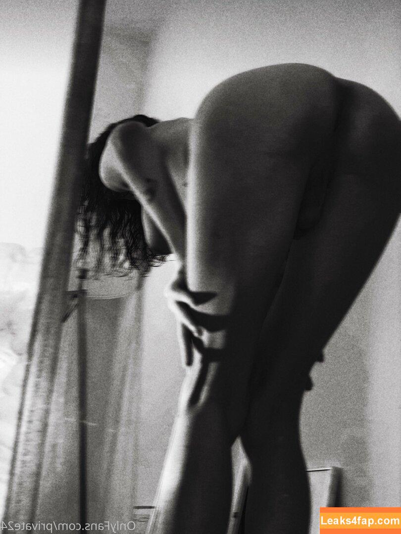 Julia Geltsman / Flowerava / Private24 / _geltsman / floweravacb leaked photo photo #0003