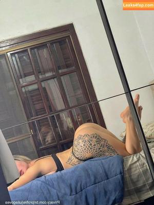 Julia Govea photo #0002
