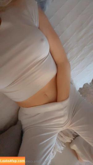 Julia Nyland photo #0090