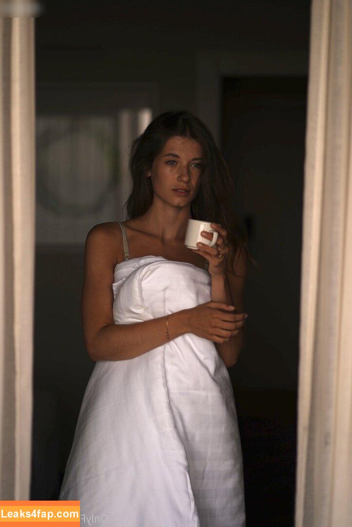 juliagly / juliagly_ leaked photo photo #0097