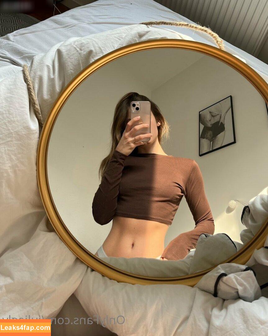 juliagly / juliagly_ leaked photo photo #0179