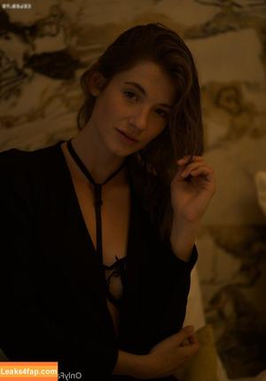 juliagly photo #0110