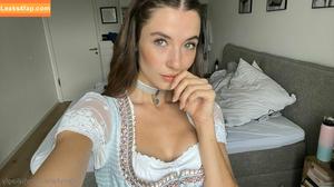 juliagly photo #0115