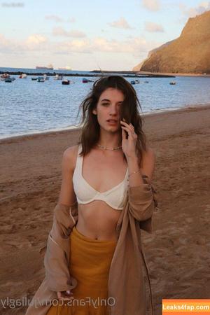 juliagly photo #0141