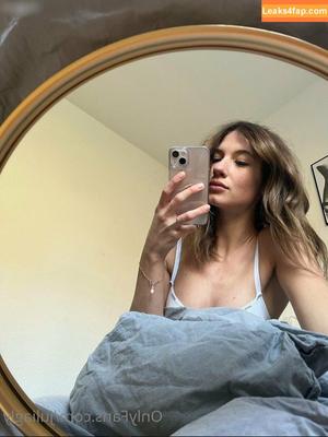 juliagly photo #0181