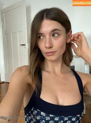juliagly photo #0183